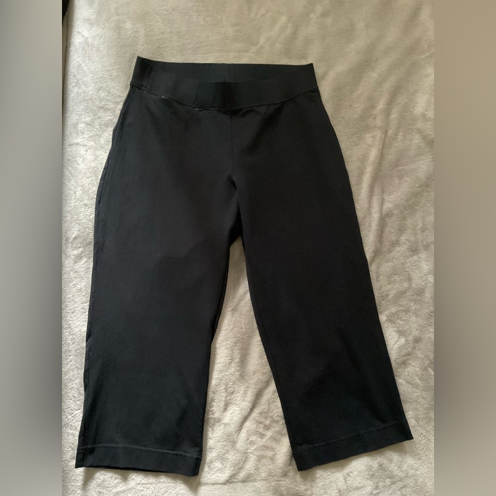 Lands' End Black active Crop Yoga pants